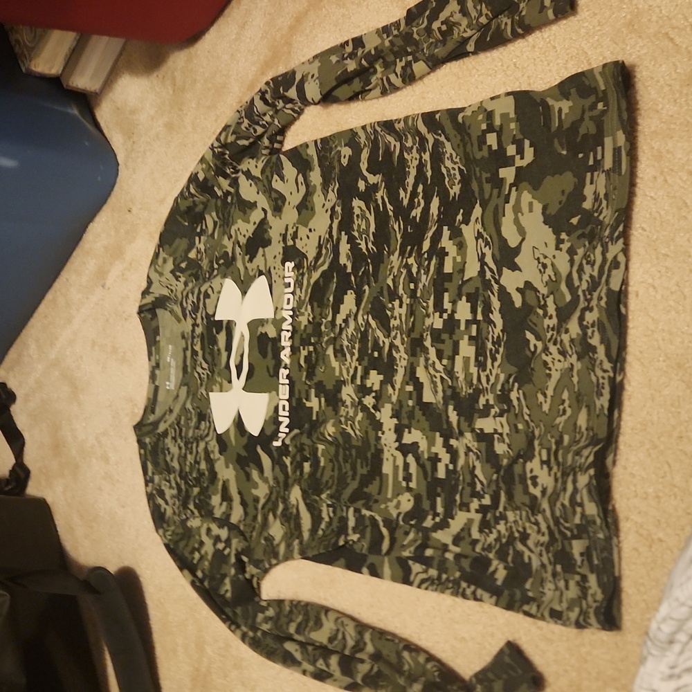 Mens Under Armour Shirt